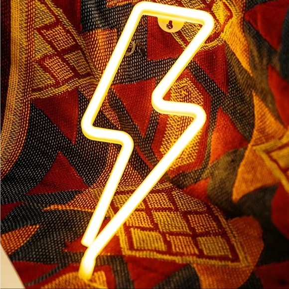 NIB Neon Lightning Bolt - Warm White - Picture 3 of 6